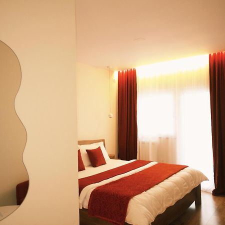 Vila Alpini Razëm Exterior foto