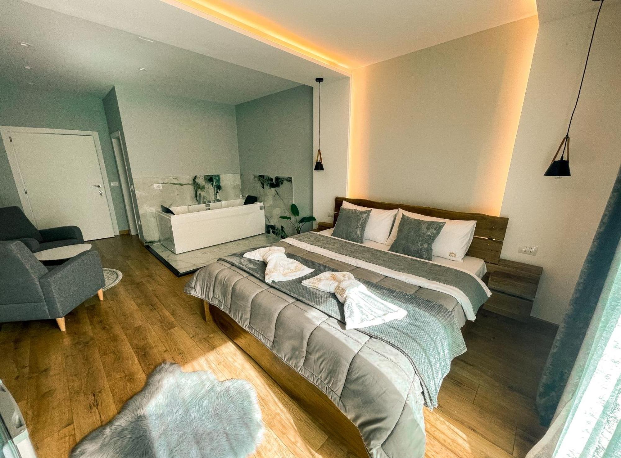 Vila Alpini Razëm Exterior foto